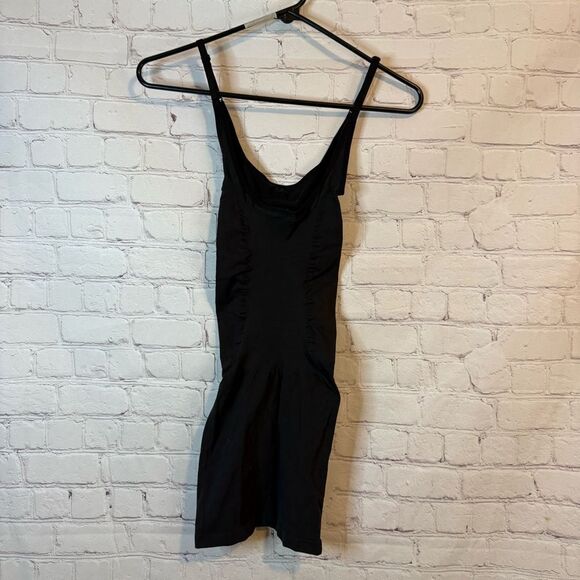 SKIMS Fits Everybody Slip Dress size S/M - Picture 1 of 5